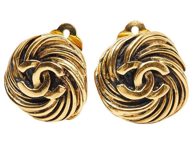 Orecchini Coco Mark di Chanel D'oro Metallico