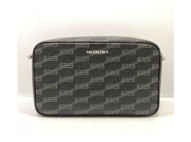 Everyday BB Monogram Schultertasche von Balenciaga Schwarz