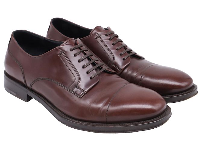 Sapatos Derby de bico em couro marrom Salvatore Ferragamo Vermelho