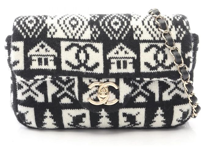 Chanel Coconeige Shoulder Bag Black White