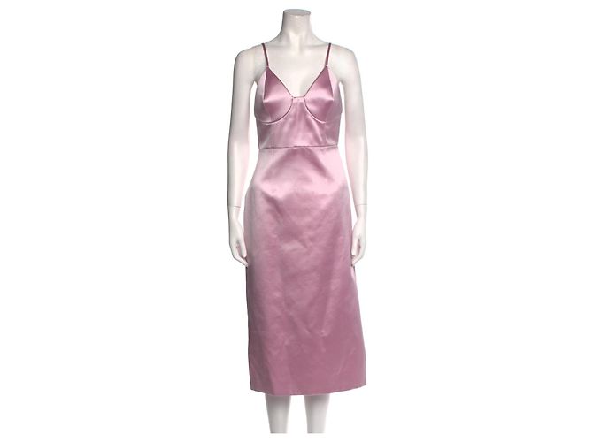 Vestido Gucci de seda duchesse rosa