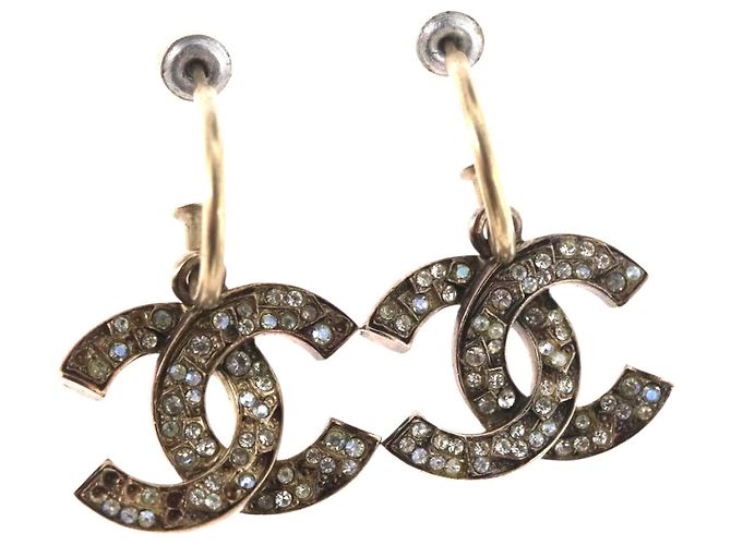 Pendiente CHANEL Pierce de metal Plata CC Auth bs33640