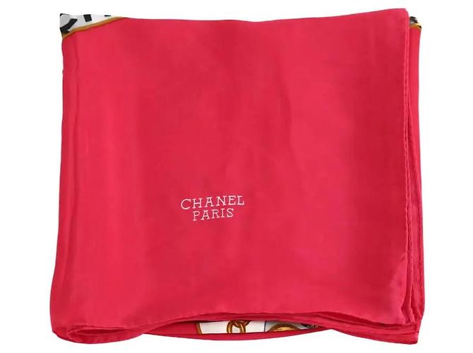 Chanel Carré rosa