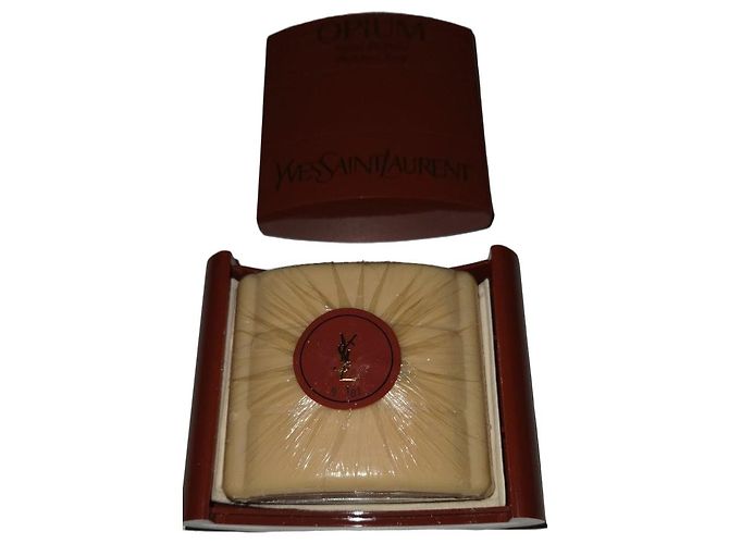 Yves Saint Laurent Sapone OPIUM Yves St Laurent Beige