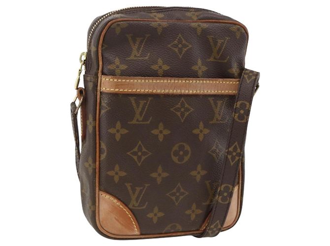 LOUIS VUITTON Bolsa de Ombro Monogram Danube M45266 LV Auth BA11287 Monograma