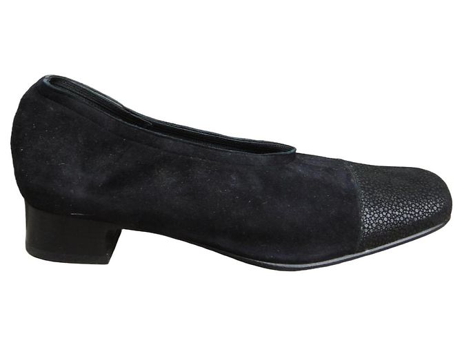 Autre Marque Zapatos planos Accessoire Diffusion de ante y cuero negros