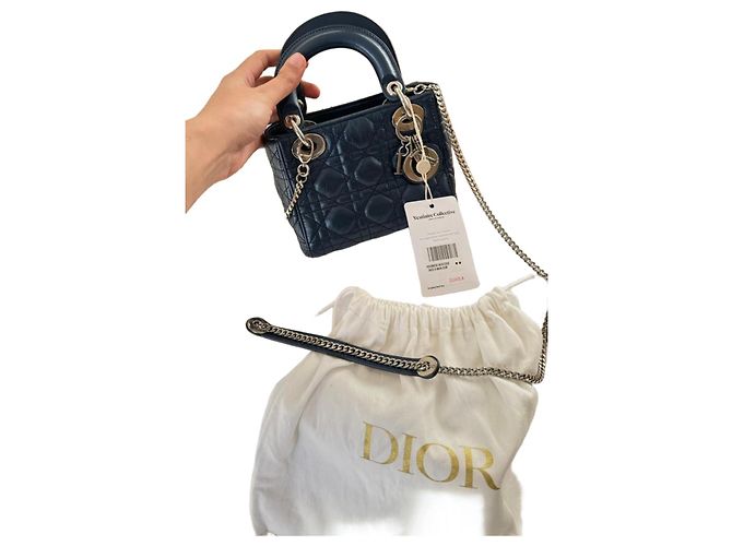 Borsa mini Lady Dior in pelle blu