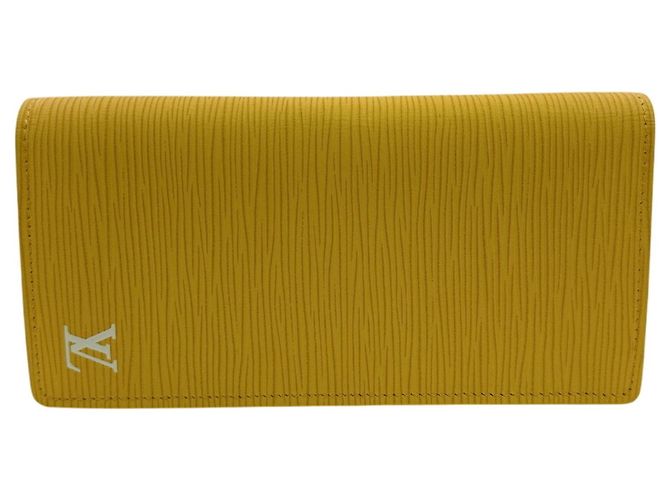 Cartera Larga Brazza Epi de Louis Vuitton Amarillo