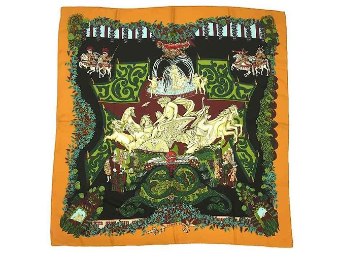 Lenço de seda Carre 90 da Hermès Preto Laranja Amarelo
