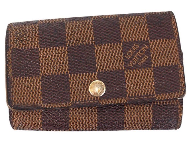 Louis Vuitton Damier Key Case Brown