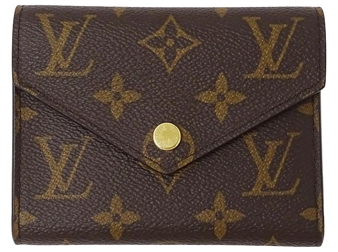 Louis Vuitton Women's Tri-fold Wallet Monogram