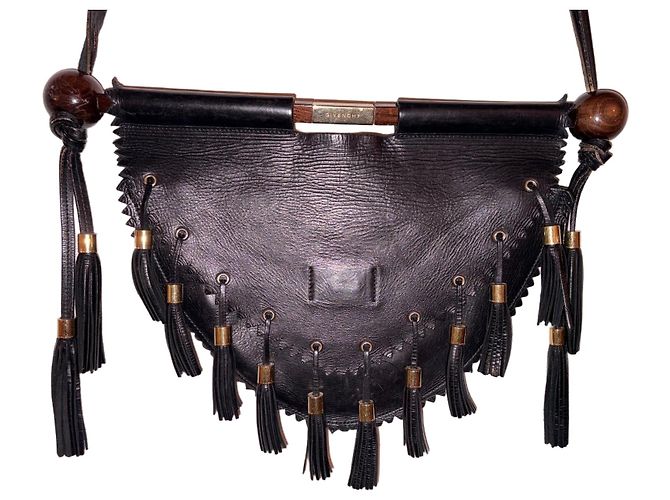 Bolsa de couro preta Givenchy – Elegante e atemporal Preto