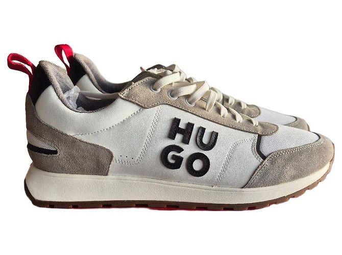 Baskets Hugo Boss Blanches et Grises en Cuir et Daim