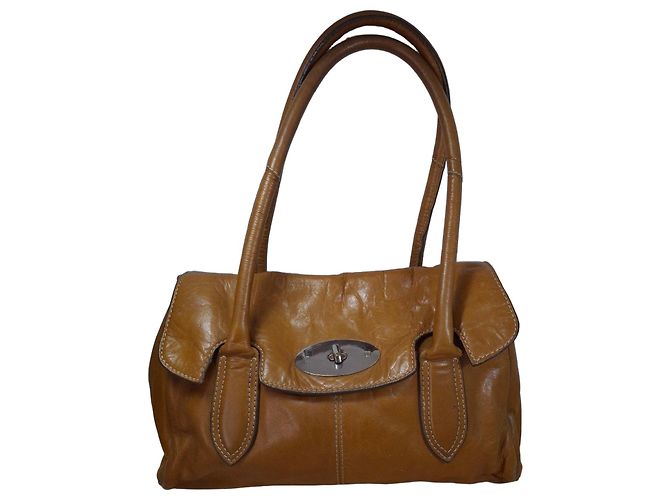 Sac à main en cuir marron Clarks
