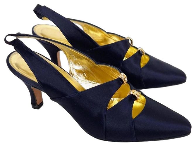 Escada dark blue satin shoes from the '80s