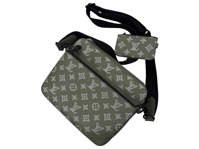 Sac Trio Louis Vuitton pour hommes Vert olive