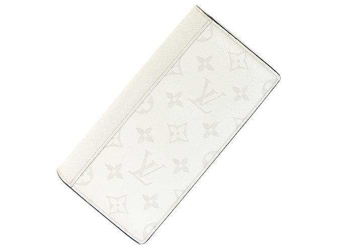 Cartera Larga Bi-fold Rama Brazza en Taiga Louis Vuitton
