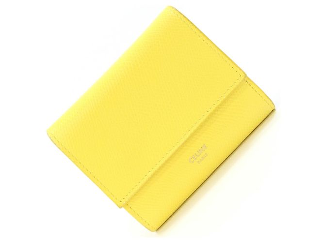 Céline Cartera trifold de piel de ternera granulada amarilla Celine Amarillo