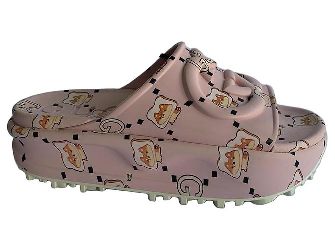 Marmont Gucci x Pikarar Gummisandalen Rosa Katzenmuster