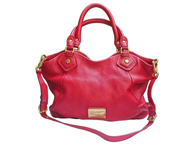 Marc by Marc Jacobs Sac Marc Jacobs en cuir grainé rouge - Excellent état !