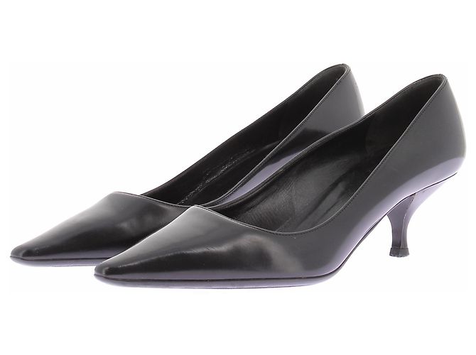 Prada Escarpins noirs en cuir vernis
