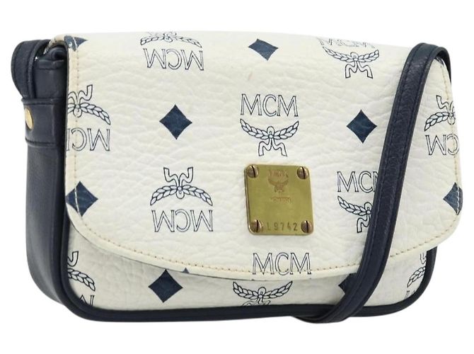 Bolsa de Ombro MCM Vicetos Logogram em Couro PVC Branco e Ouro Auth mr2164 Dourado