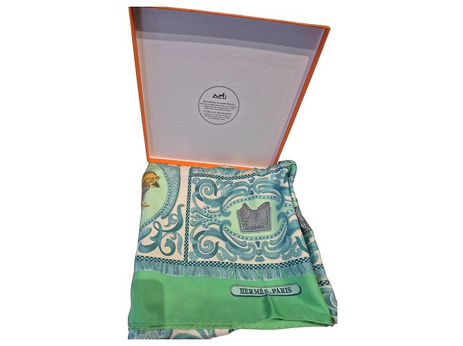 Hermès Seidentuch Grün 90x90
