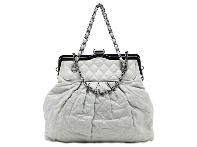 Bolsa de mão estruturada em couro de bezerro iridescente cinza Chanel Marrom