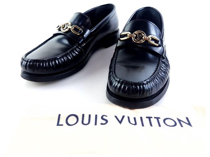 Louis Vuitton Chess Flat Loafer Multiple colors