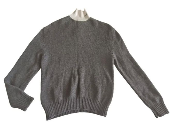 Pull en laine et cachemire gris Prada Automne 2022 IT36