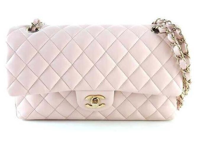 Chanel Bolsa de ombro clássica em couro de cordeiro Branco