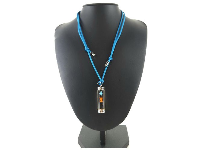 Louis Vuitton Collier Inclusion LV Noir