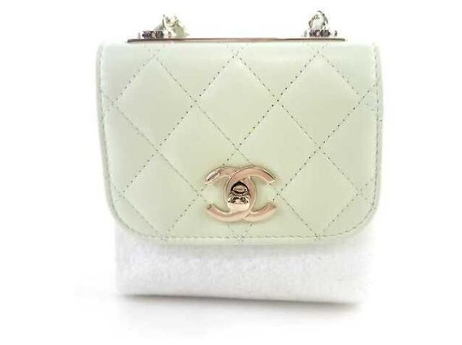 Trendy CC Chanel Bolso cruzado CC de moda Blanco
