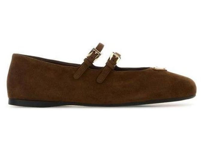 Prada Chaussures Ballerines en Daim