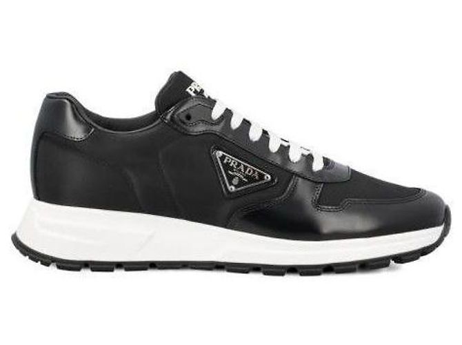 Prada Baskets Basses Logo Triangle