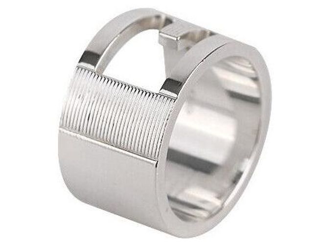 Gucci Logo Silver Ring Size Silvery