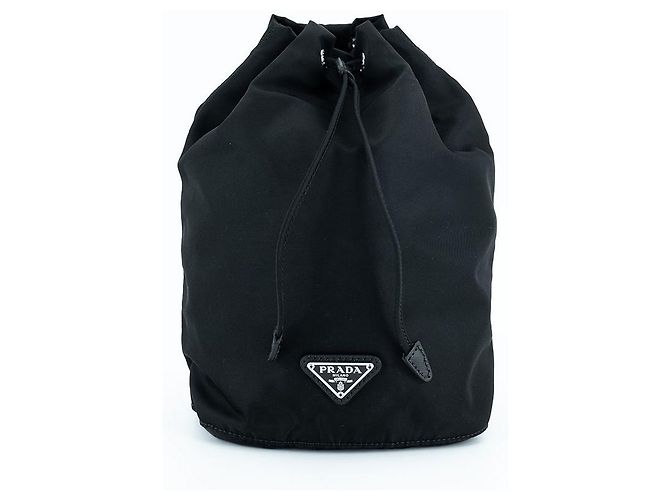 Prada Borsa a secchiello NT Nera Nylon Mini Pochette Borsa con Corda Nero