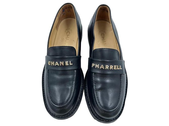 Chanel X Pharrell Williams Negro