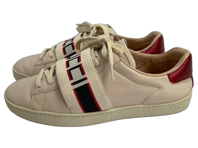 Baskets Gucci en cuir beige