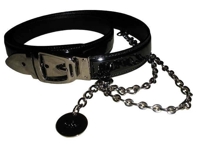 Cinturón Gucci Tom Ford de charol negro 85cm