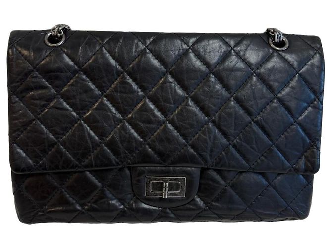 Chanel 2.55 Reissue Handtasche aus schwarzem Leder