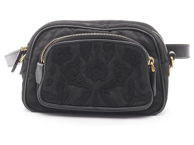 Marsupio nero Prada da donna