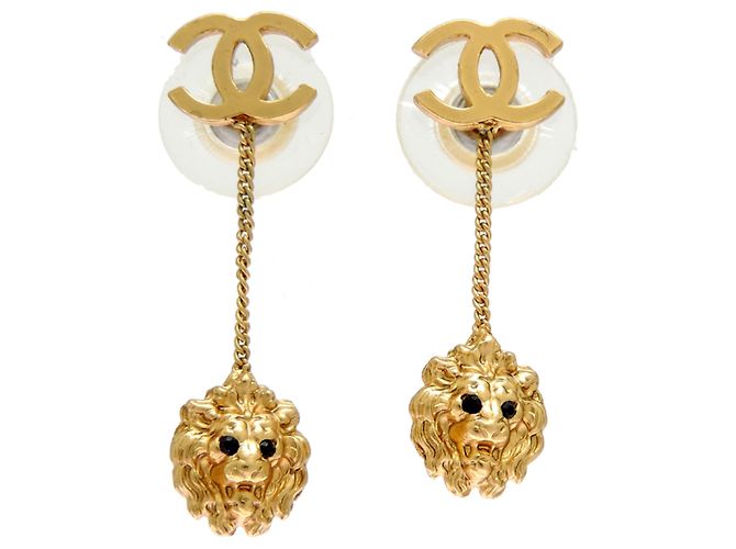 Orecchini da donna con motivo leone Coco Mark di Chanel