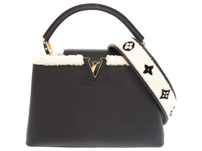 Borsa Louis Vuitton Capucines MM Nera Nero 
