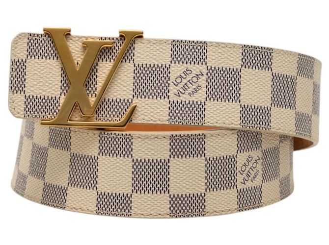 LV Initials Damier Gürtel von Louis Vuitton Weiß