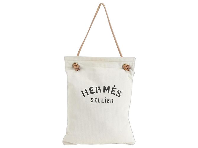 Bolsa de Ombro em Couro e Lona Aline GM da Hermès Bege