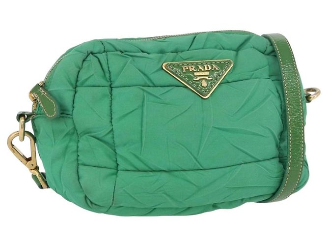 Sac à épaule PRADA en nylon vert doré Auth LNZ781