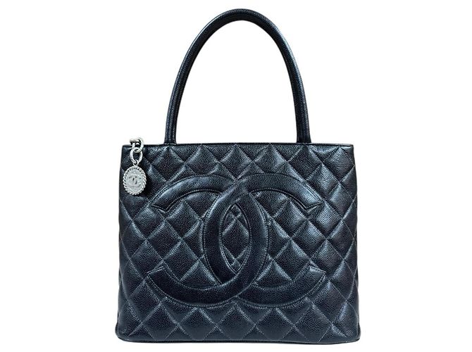 Timeless Chanel Reissue Tote Matelassé Tasche Schwarz