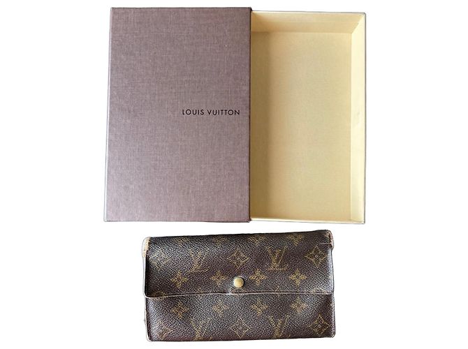 Louis Vuitton Monogram Brown Wallet