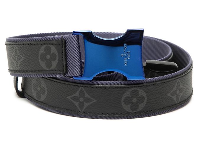 Louis Vuitton Monogram Eclipse Gürtel in Schwarz/Violett Lila
